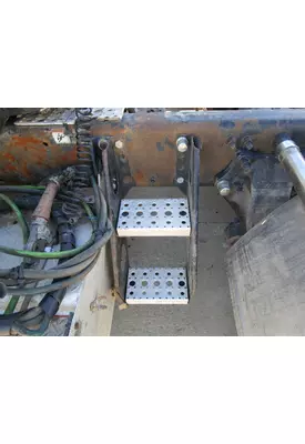 FREIGHTLINER ST120 Miscellaneous Parts 