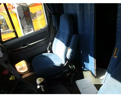 FREIGHTLINER ST120 Seat, Front