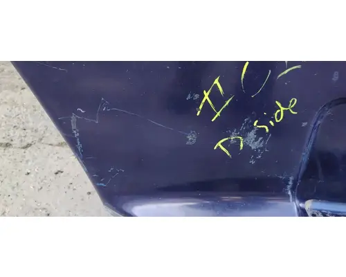 FREIGHTLINER ST120 Side Fairing