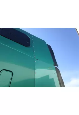 FREIGHTLINER ST120 Sleeper Fairing