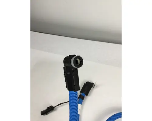 FREIGHTLINER SUPPLY LINE DEF PUMP