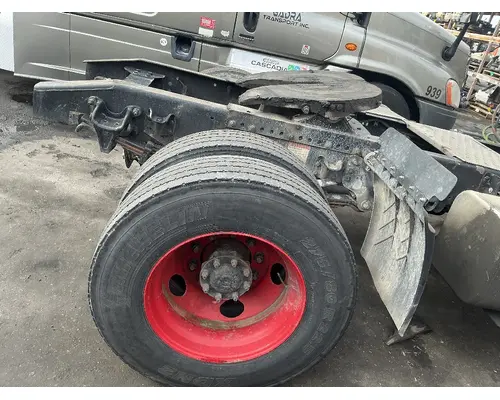 FREIGHTLINER Spring Cutoff Single Axle