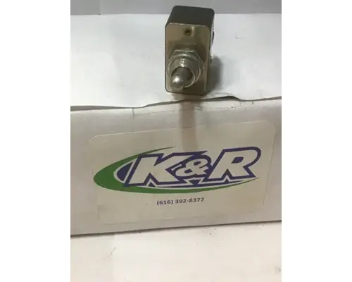 FREIGHTLINER T300 Switch Components