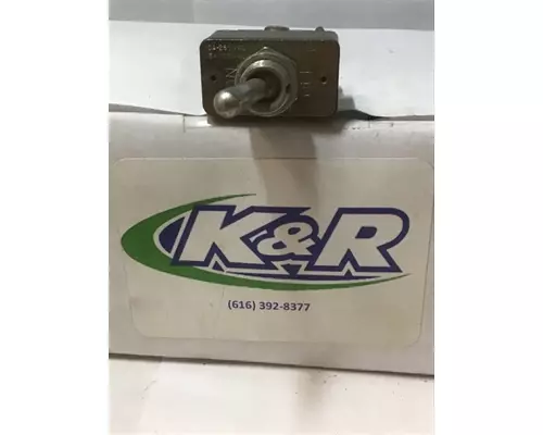 FREIGHTLINER T300 Switch