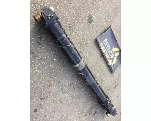 FREIGHTLINER T800 Drive Shaft, Front