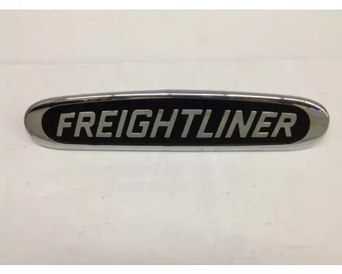 FREIGHTLINER TRUCK Hood Emblem