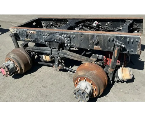 FREIGHTLINER TufTrac Tandem Cutoffs