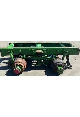 FREIGHTLINER Tuftrac Cutoff Tandem Axle