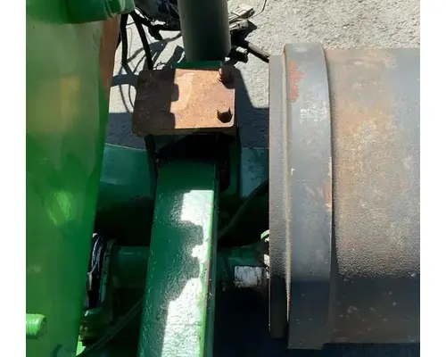 FREIGHTLINER Tuftrac Cutoff Tandem Axle