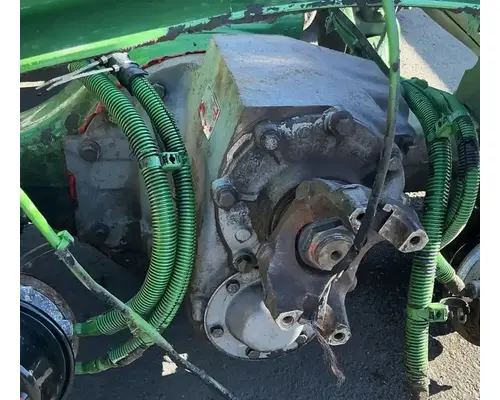 FREIGHTLINER Tuftrac Tandem Cutoffs