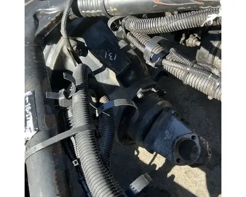 FREIGHTLINER Tuftrac Tandem Cutoffs