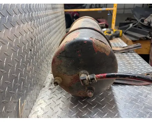 FREIGHTLINER USF-1E Air Tank