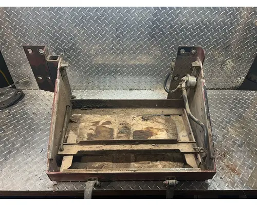 FREIGHTLINER USF-1E Battery Box