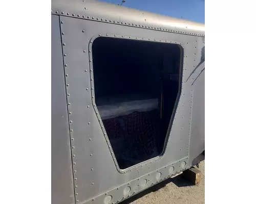 FREIGHTLINER USF-1E Cab Back Panel