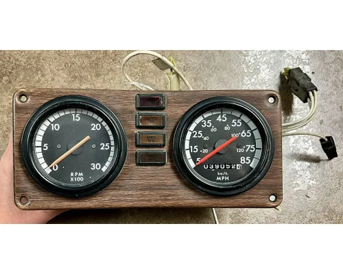 FREIGHTLINER USF-1E Dash Assembly