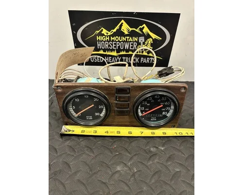 FREIGHTLINER USF-1E Dash Assembly