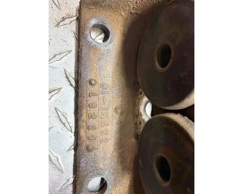 FREIGHTLINER USF-1E Engine Mounts