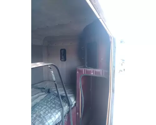 FREIGHTLINER USF-1E Sleeper