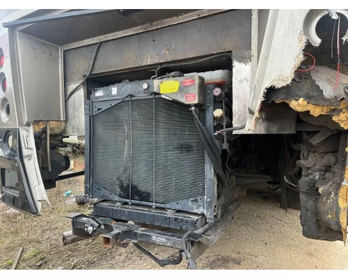FREIGHTLINER XC Raised Rail Rear Engine Motor Home Chassis ECM