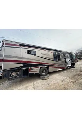 FREIGHTLINER XC Raised Rail Rear Engine Motor Home Chassis Wheel