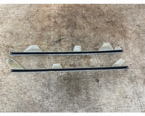 FREIGHTLINER Z18-71757-000 Body & Cab Parts, Misc.