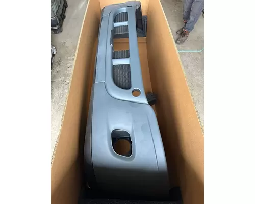 FREIGHTLINER cascadia Bumper Assembly, Front