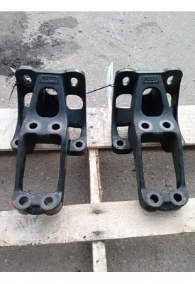 FREIGHTLINER cascadia Cab Mount 119
