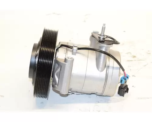 FREIGHTLINER  AC Compressor