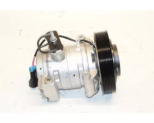 FREIGHTLINER  AC Compressor