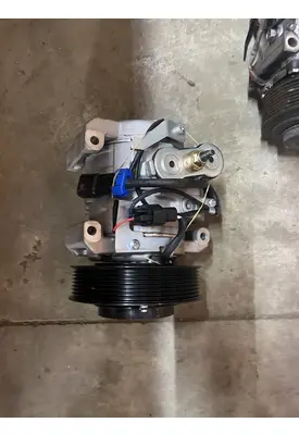 FREIGHTLINER  A/C Compressor