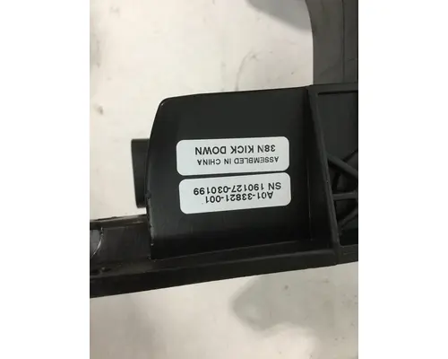 FREIGHTLINER  ACCELERATOR PARTS