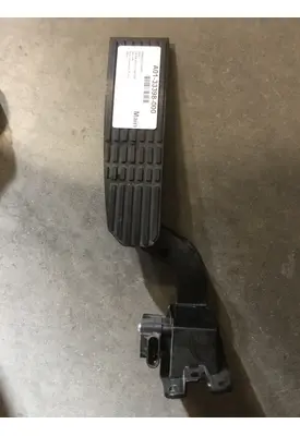 FREIGHTLINER  ACCELERATOR PARTS