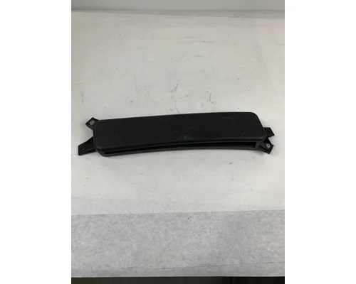 FREIGHTLINER  AIR CLEANER
