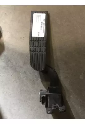 FREIGHTLINER  Accelerator Parts