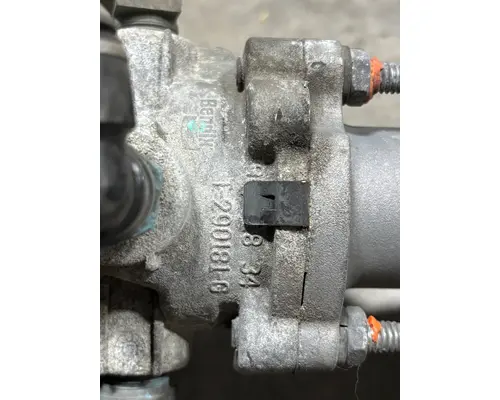 FREIGHTLINER  Accelerator Parts
