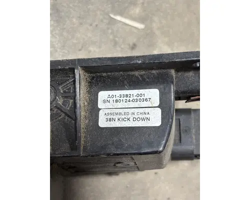 FREIGHTLINER  Accelerator Parts