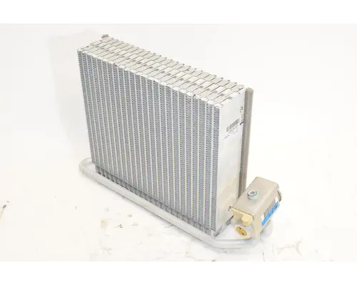 FREIGHTLINER  Air Conditioner Condenser