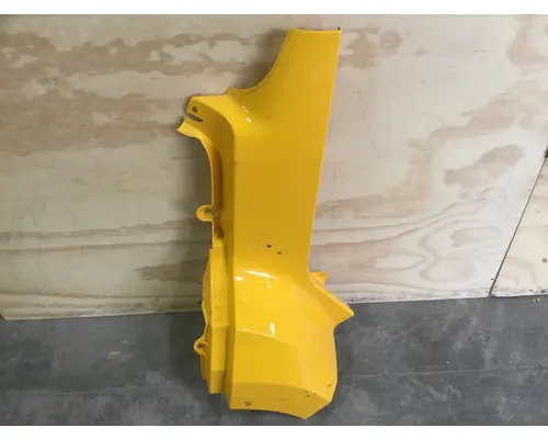 FREIGHTLINER  BODY PARTS