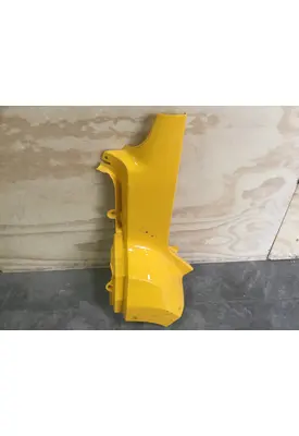 FREIGHTLINER  BODY PARTS