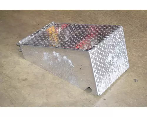FREIGHTLINER  Battery Box Cover