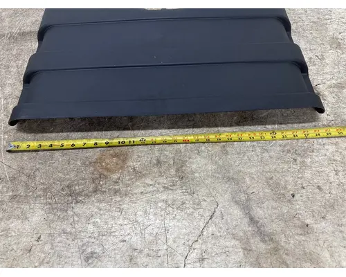 FREIGHTLINER  Battery Box Cover