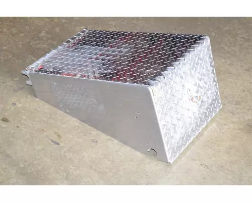 FREIGHTLINER  Battery Box