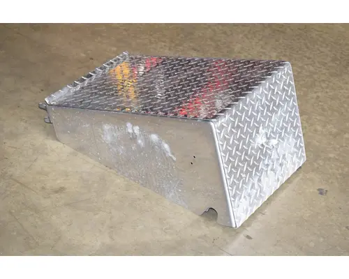 FREIGHTLINER  Battery Box