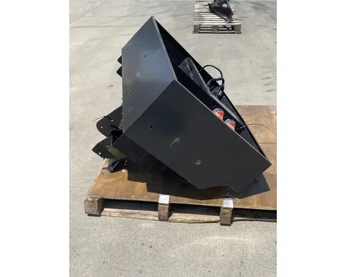 FREIGHTLINER  Battery Box