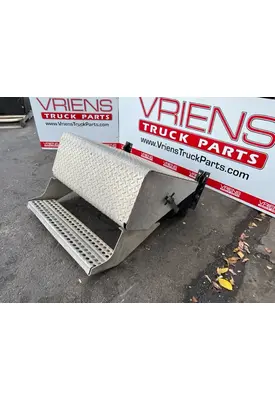 FREIGHTLINER  Battery Box