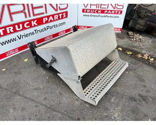 FREIGHTLINER  Battery Box