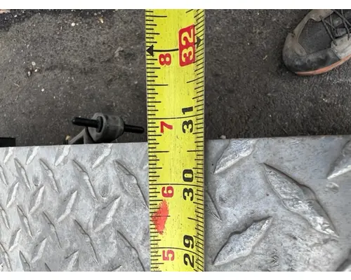 FREIGHTLINER  Battery Box