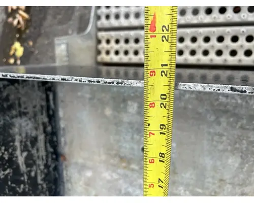 FREIGHTLINER  Battery Box