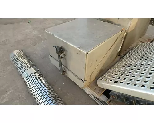 FREIGHTLINER  Battery Tray
