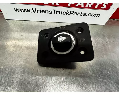FREIGHTLINER  Battery